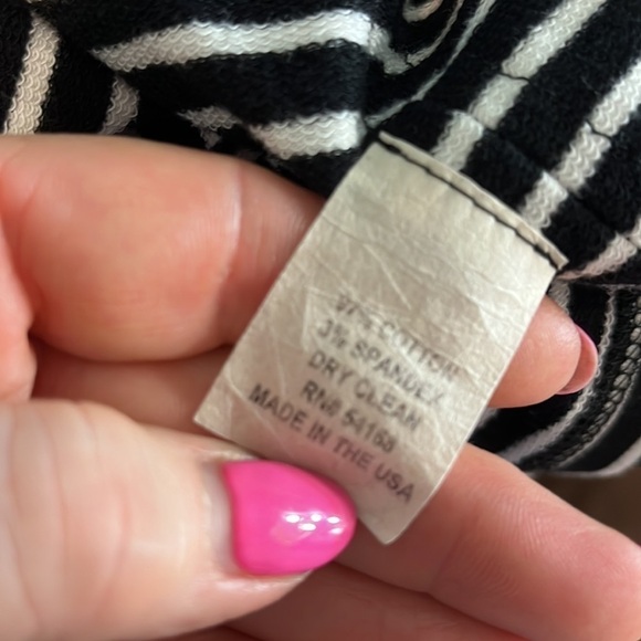 Elliott Lauren Get In Line Knit Jacket Raw Edge Seaming Size XS Black/White - Picture 12 of 13